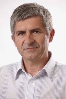Доктор Золтан Кнаус, Клиника в Венгрии, Пластическая хирургия в Венгрии